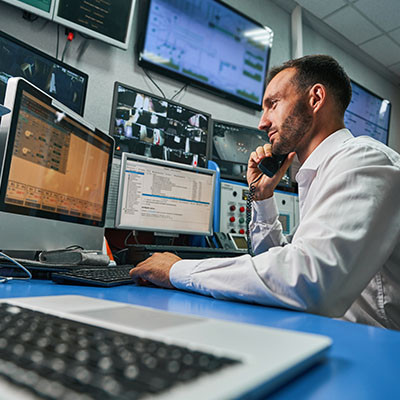 managedIT_462112436_400